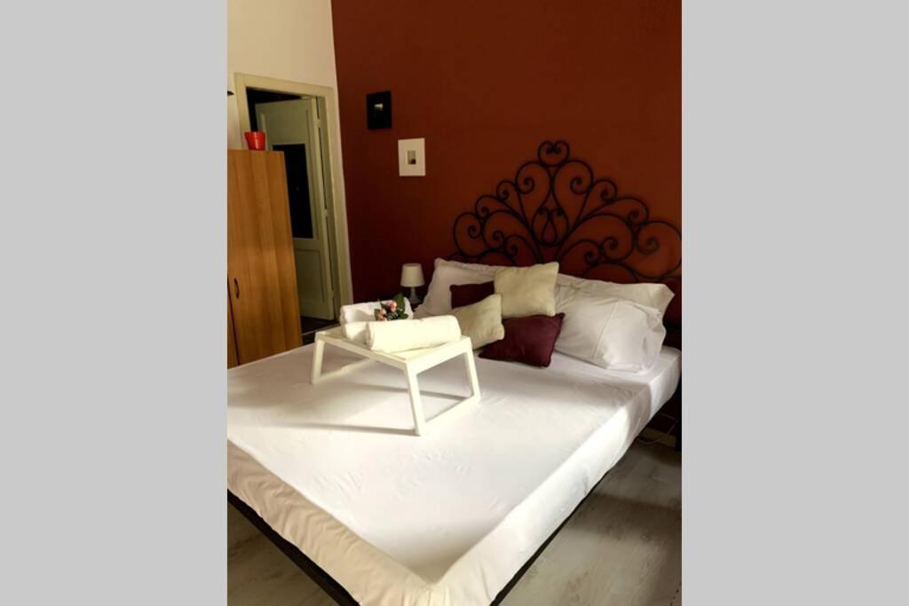 "Little Sicilian Home"-Room With A Private Bathroom & Kitchen -Fridge - And Shared A Beautiful Terrace On Hostel Taormina Center 외부 사진